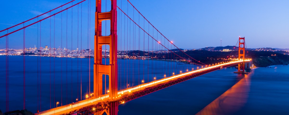 Landscape - Golden Gate Bridge. A Romantic Overview of the Bridge & City.